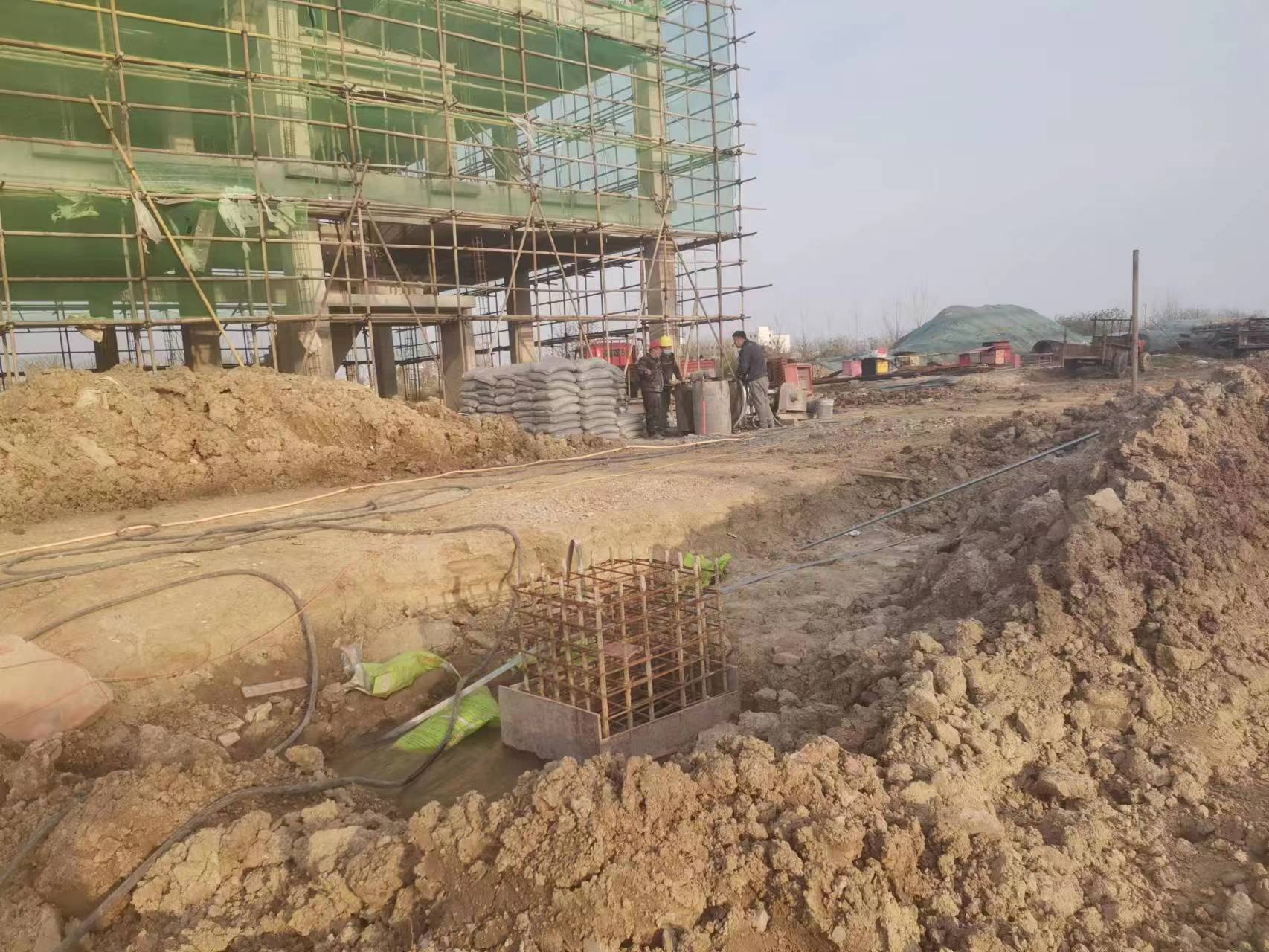 大冶当桥梁出现裂缝的时候应该及时加固修补